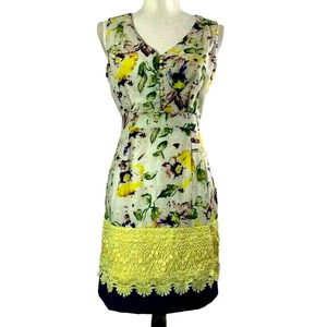 Esley Dress Womens Small Sleeveless Yellow Blue Floral‎ V Neck Lace